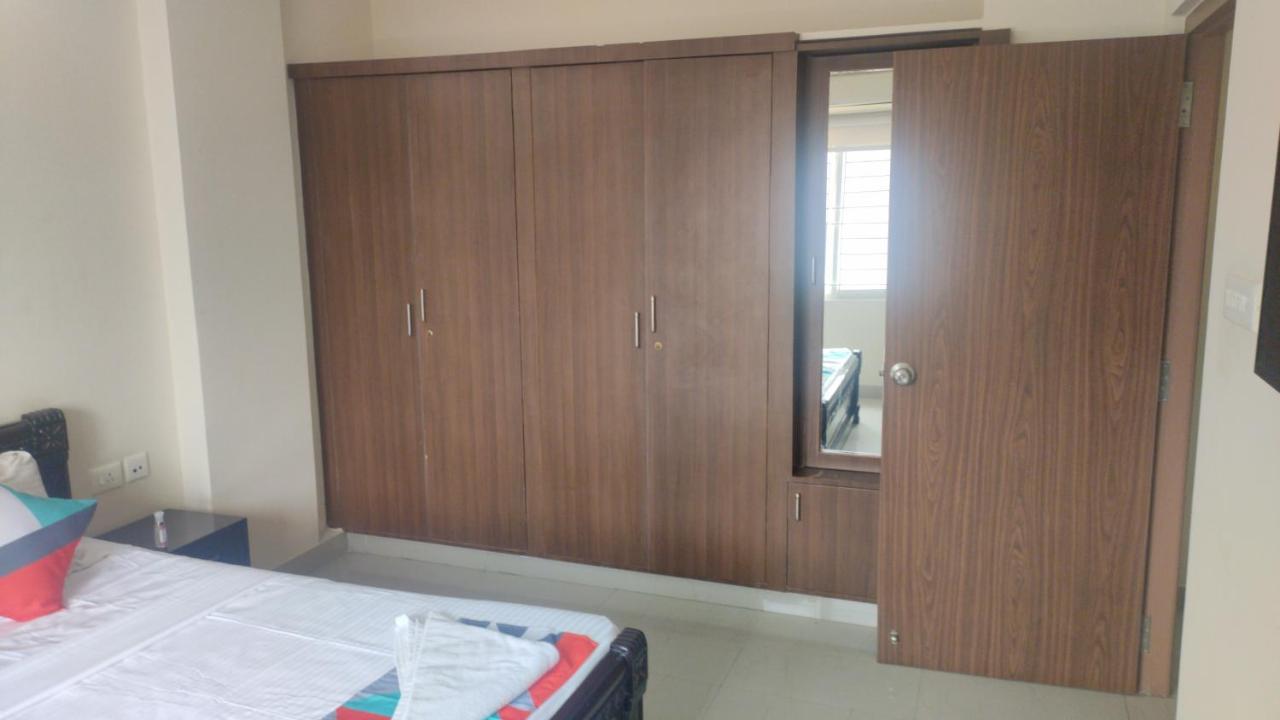 Skyview Suites Hyderabad Exterior foto