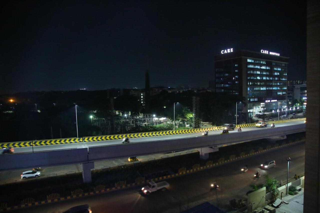 Skyview Suites Hyderabad Exterior foto